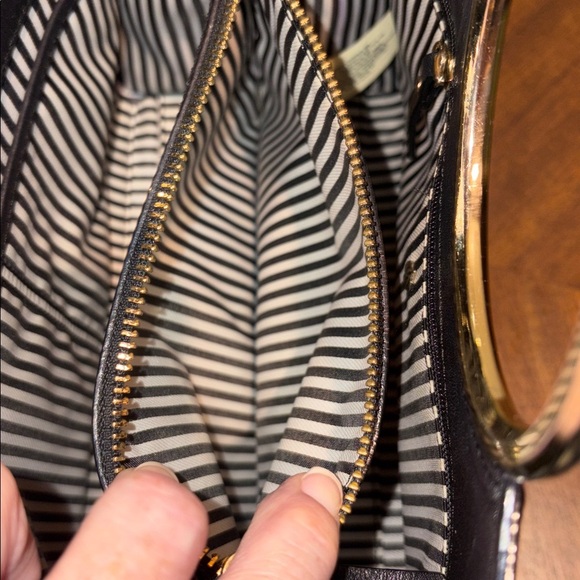 Kate Spade satchel Crossbody bag leather black goldtone round ring handles EUC - Picture 15 of 17